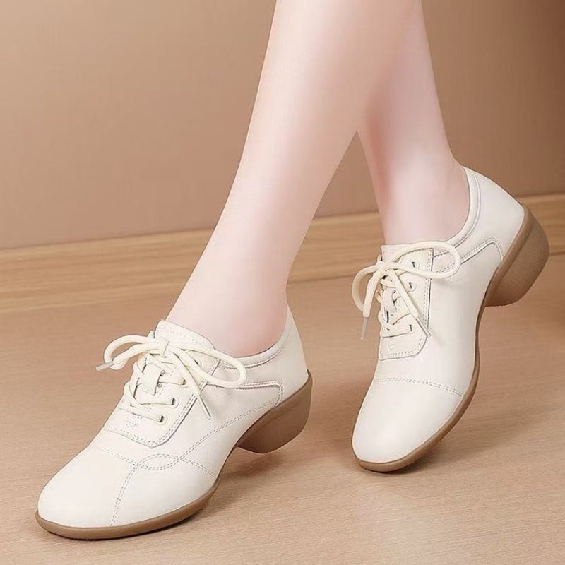 Tênis femininos de salto baixo - Sneakers avaliação e preço